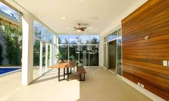 Imagem 5: Casa no Tamboré 10 com 4 suítes, living em pé direito duplo, sauna e piscina em 542m² R$ 7