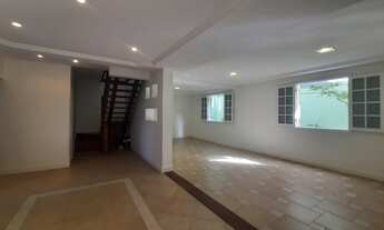 Imagem 7: Casa a venda 3 dormitórios no Carangola Petrópolis/RJ