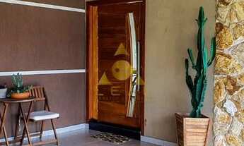 Imagem 3: Casa de condomínio para venda tem 136 metros quadrados com 3 quartos