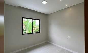 Imagem 3: Duplex no Novo Aleixo (Próx: ao campo de golfe.) 03 quartos sendo um master com closet, e