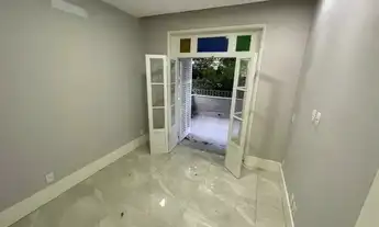 Imagem 13: Excelente apartamento vazio com 78 m² de área útil, varanda, garagem, dois quartos e uma s