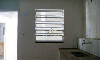 Imagem 6: Casa com 2 dormitórios para alugar, 60 m² por R$ 800,00/mês - Vila Luzita - Santo André/SP