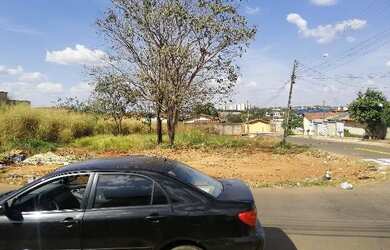 Imagem 2: 03 Lotes / área com: 1.100 m². Solange Park II, Goiânia