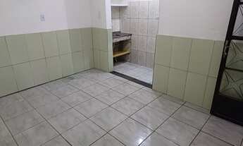 Imagem 2: Casa de vila para aluguel possui 20 metros quadrados com 1 quarto