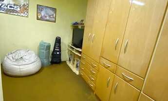 Imagem 5: Casa para venda com 184 metros quadrados com 3 quartos em Vila Andeyara - Ferraz de Vascon