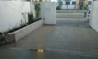 Imagem: Casa na Av. Arthur Bernardes para aluguel