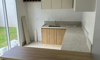 Imagem 4: Sobrado com armários em condomínio fechado