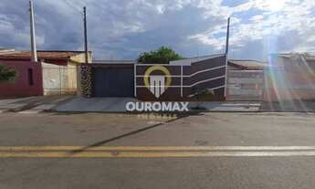 Imagem 2: Casa com 2 quartos, 108 m², à venda por R$ 270.000