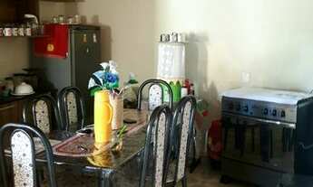 Imagem 3: Seu lar perfeito Casa com área de serviço com estrutura de lagen!