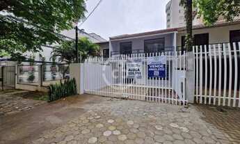 Imagem 2: SOBRADO REFORMADO NO CENTRO COM GRANDE QUINTAL GRAMADO