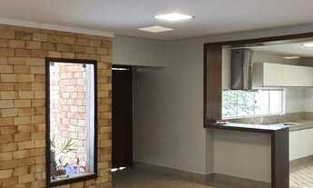 Imagem 5: Casa de condomínio para aluguel possui 183 metros quadrados com 3 quartos