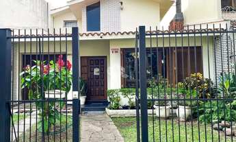 Imagem 2: Casa à venda, 3 dormitórios, 4 vagas de garagem - Partenon - Porto Alegre / RS