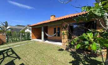 Imagem 2: Casa a 350 metros da praia em Atlântida Sul