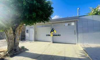 Imagem: Casa com piscina 2 dormitórios à venda