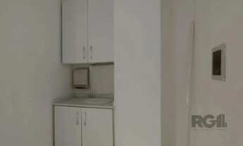 Imagem 7: Ponto Comercial/Loja para Locação no Bairro Praia de Belas com 70m² Disponível