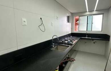 Imagem 2: Arvoredo com 3 quartos totalmente reformado com fino acabamento - Parque 10