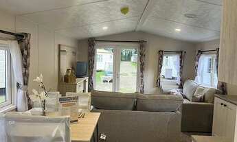 Imagem 4: LINDA CASA COM 2 QUARTOS