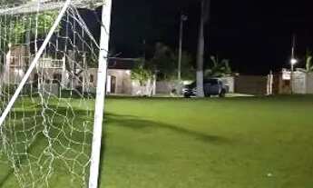 Imagem 2: Vendo chácara com excelente localização, campo de futebol, salao de festa.
