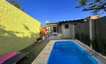 Imagem 2: Casa avulsa em Atlântida, totalmente reformada, com 5 dormitórios , duas suítes, pátio arb