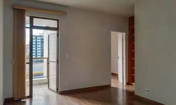 Imagem: Quarto e sala com vaga no Centro para locação