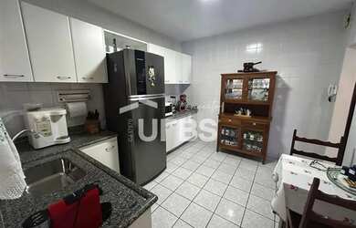 Imagem 7: Casa a venda no Setor Vila Nova - com 542 metros de terreno - 4 quartos - Na Avenida A