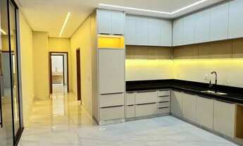 Imagem 6: Casa nova, Alto padrão, 3 suites plenas mais lavabo, repleta em armarios novos, lote 360 m