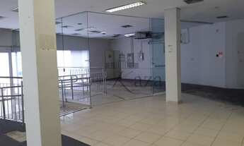 Imagem 4: Esquina antigo banco Itau Jd. Paulista