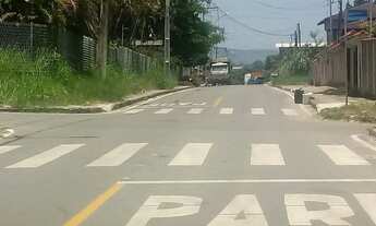 Imagem: Terreno plano, 3.895 m², no asfalto, junto