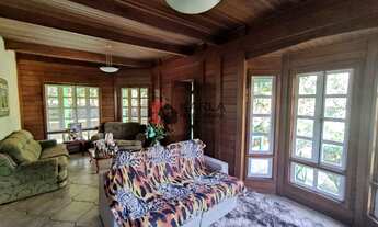 Imagem 7: Ótima casa em condomínio de alto padrão com portaria e serviços 24 horas!