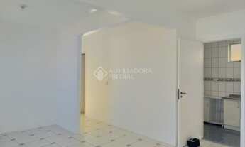 Imagem 5: PORTO ALEGRE - Apartamento Padrão - Partenon