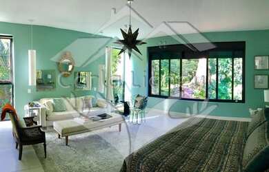 Imagem 7: Casa de condomínio venda tem 552 metros com 5 quartos