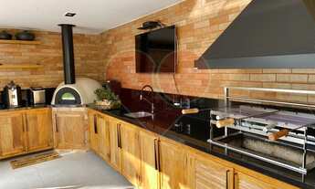 Imagem 4: Casa de condomínio para venda possui 1014 metros quadrados com 5 quartos