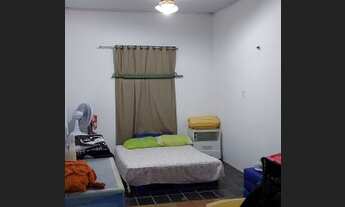 Imagem 6: Casa para venda tem 200 metros quadrados com 3 quartos