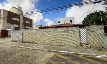 Imagem 7: Casa para venda com 300 metros quadrados com 4 quartos nos Bancários