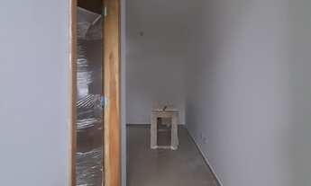 Imagem 3: Casa para venda tem 41 metros quadrados com 2 quartos em Sítio Cercado - Curitiba - PR