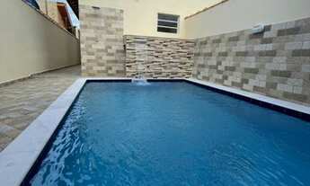 Imagem 1: Casa com piscina e fino acabamento em Itanhaém