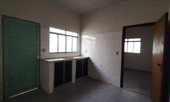 Imagem 5: ALUGA-SE I CASA EXCELENTE LOCALIZAÇÃO