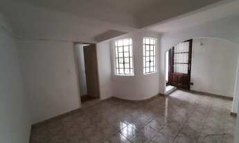 Imagem: Casa para aluguel possui 50 m² com 1 quarto