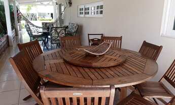 Imagem 5: Casa de condomínio para venda possui 200 metros quadrados com 5 quartos