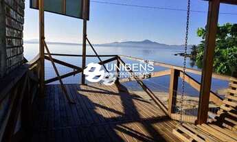 Imagem 6: Casa 3 dormitórios pé na areia sendo 1 suíte a venda no Centro de São José SC