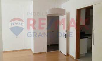 Imagem 3: Lindo apartamento em Santa Rosa, reformado, muito bem localizado, em rua nobre do bairro