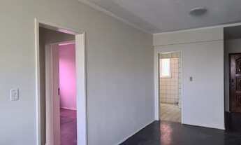 Imagem 6: Apartamento com 2 quartos sendo 1 suíte no Edifício José Leal Martins, Nazaré