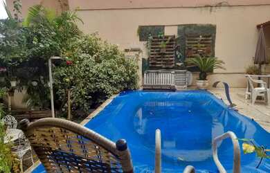 Imagem 4: 2 casas a venda em Olaria com piscina