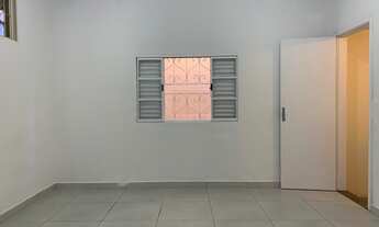 Imagem 4: Casa para aluguel, possui 156 m², 3 salas mais edícula no Bosque - Campinas - SP