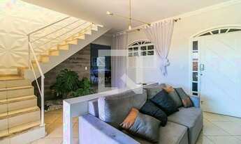 Imagem 2: Casa para Aluguel - Céu Azul, 3 Quartos, 220 m2