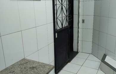 Imagem 2: Pequena moradia no salgado filho, sem animais