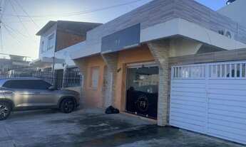 Imagem 4: Casa de andar no Siqueira Campos