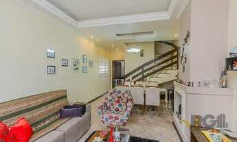 Imagem 4: Excelente casa de 248m² com 3 dormitórios, piscina e 3 vagas