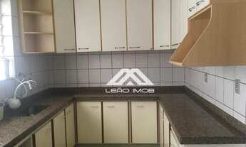 Imagem: Casa com 3 dormitórios para alugar, 213