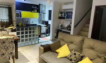 Imagem: Casa Triplex em Piedade - 2 quartos